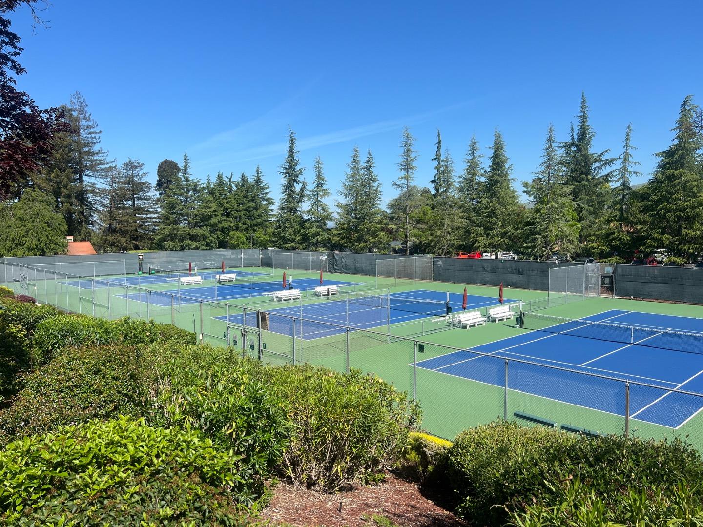 Detail Gallery Image 31 of 35 For 2076 Mataro Way, San Jose,  CA 95135 - 3 Beds | 2 Baths