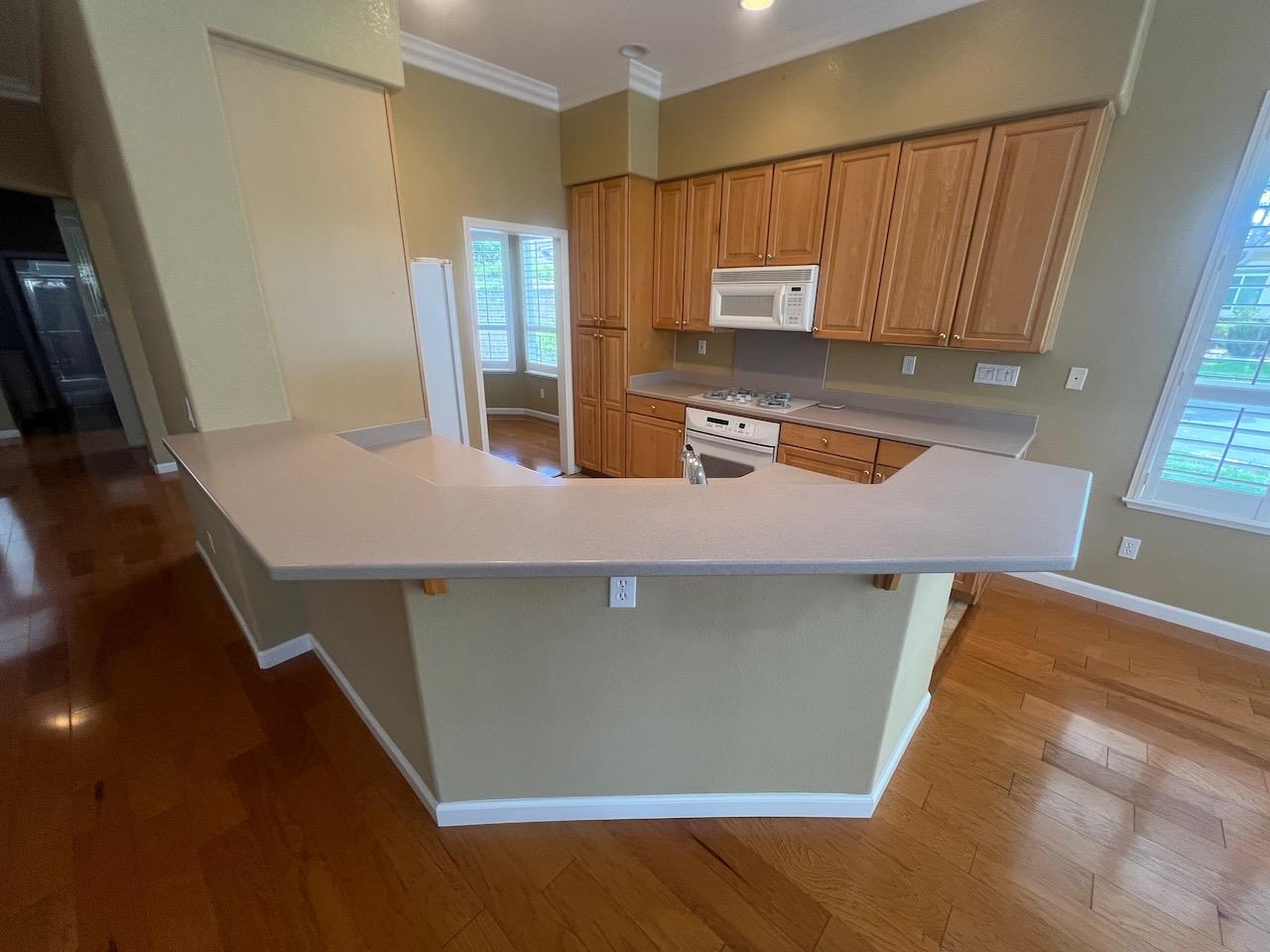 Detail Gallery Image 4 of 35 For 2076 Mataro Way, San Jose,  CA 95135 - 3 Beds | 2 Baths