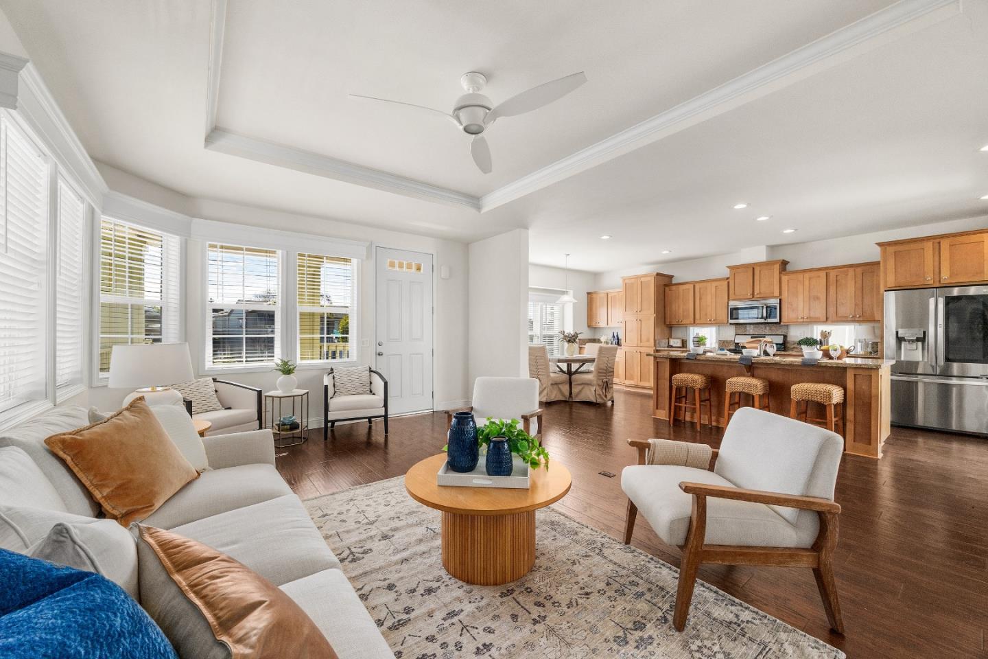 Detail Gallery Image 3 of 25 For 49 Greco St #49,  Aptos,  CA 95003 - 3 Beds | 2 Baths