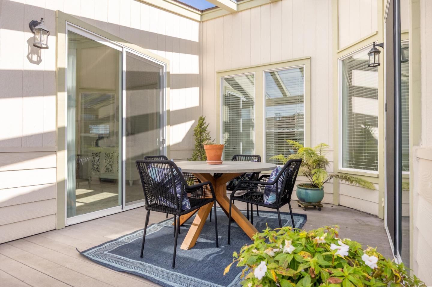 Detail Gallery Image 9 of 25 For 49 Greco St #49,  Aptos,  CA 95003 - 3 Beds | 2 Baths