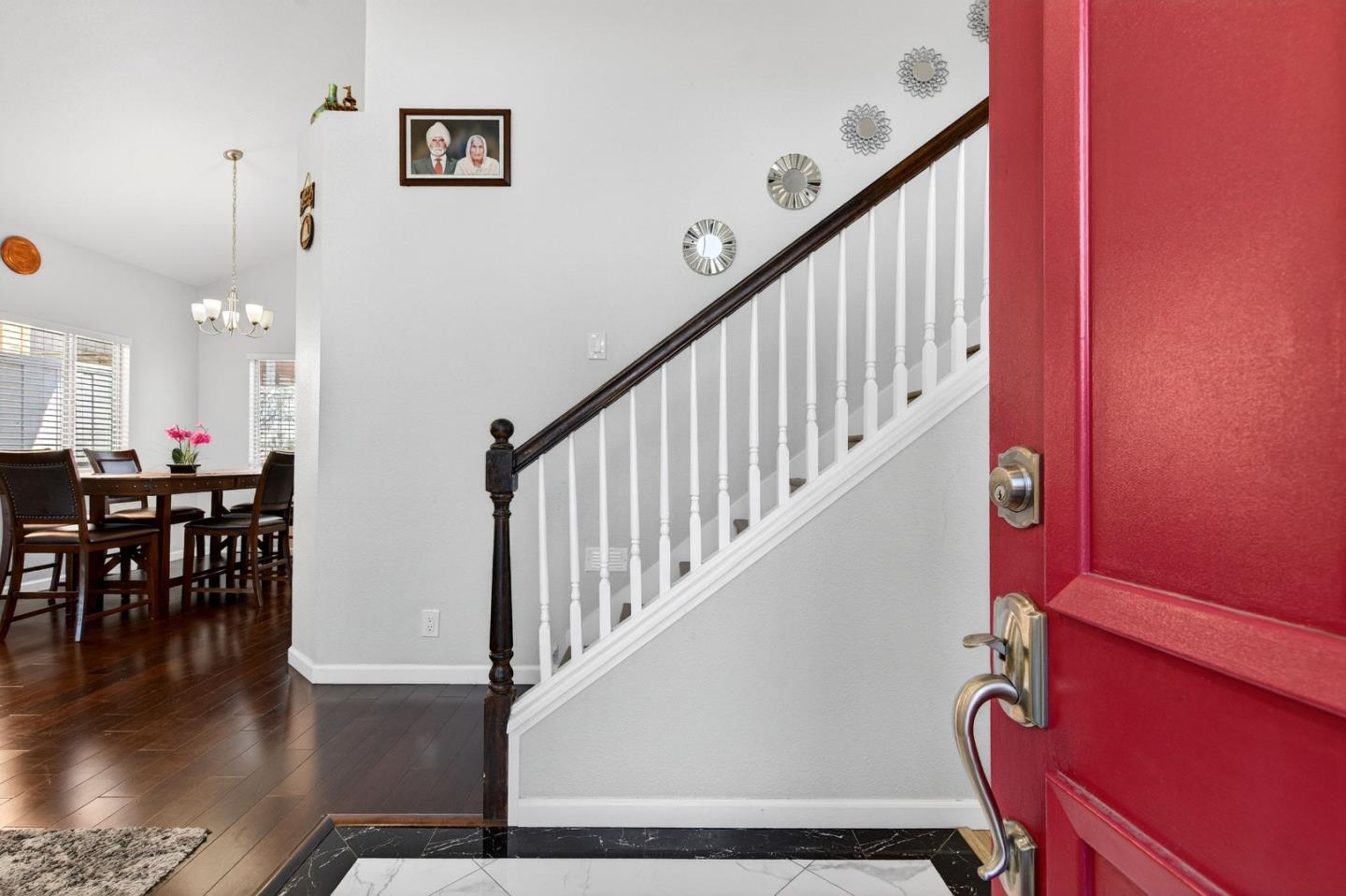 Detail Gallery Image 14 of 37 For 3330 Vernice Ave, San Jose,  CA 95127 - 4 Beds | 2/1 Baths