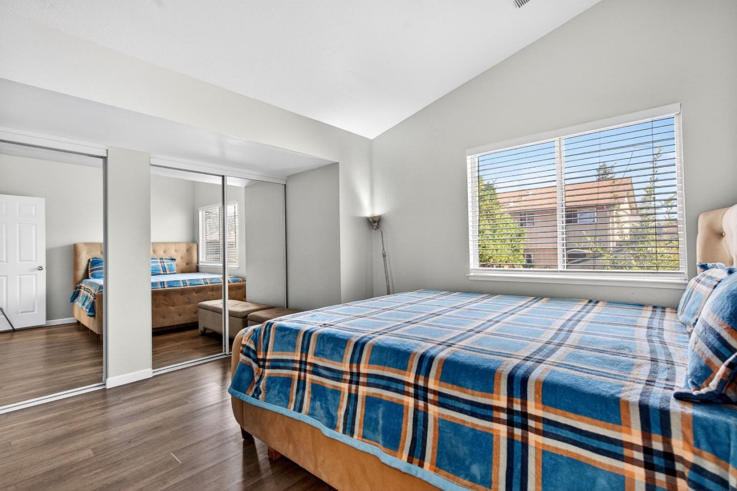 Detail Gallery Image 23 of 37 For 3330 Vernice Ave, San Jose,  CA 95127 - 4 Beds | 2/1 Baths