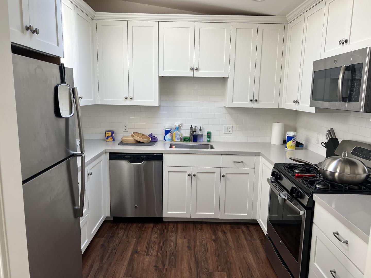 Detail Gallery Image 11 of 14 For 714 Live Oak Ave, Menlo Park,  CA 94025 - – Beds | – Baths