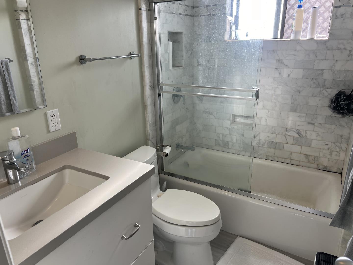 Detail Gallery Image 12 of 14 For 714 Live Oak Ave, Menlo Park,  CA 94025 - – Beds | – Baths