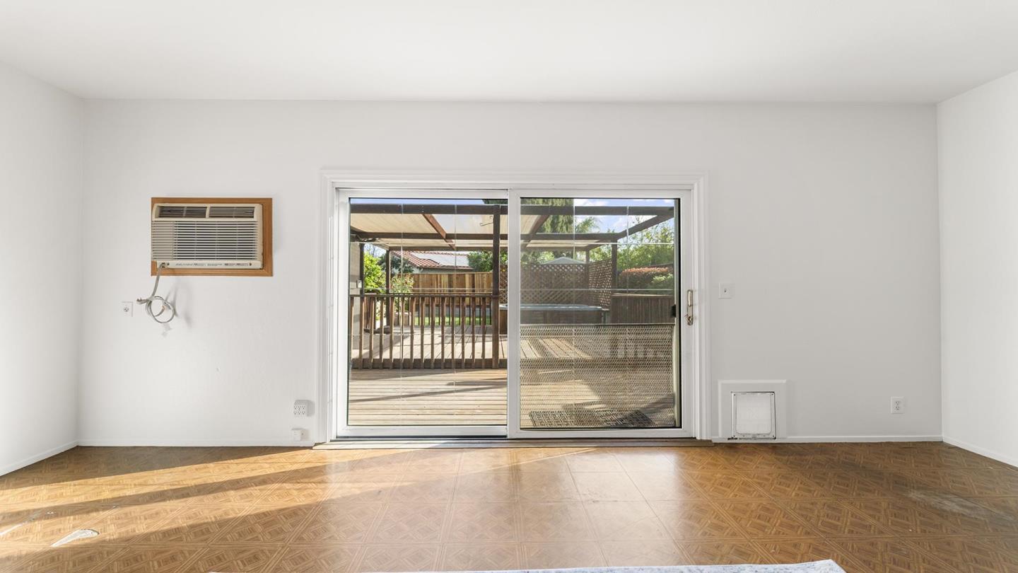 Detail Gallery Image 20 of 35 For 4584 Rotherhaven Way, San Jose,  CA 95111 - 3 Beds | 2 Baths