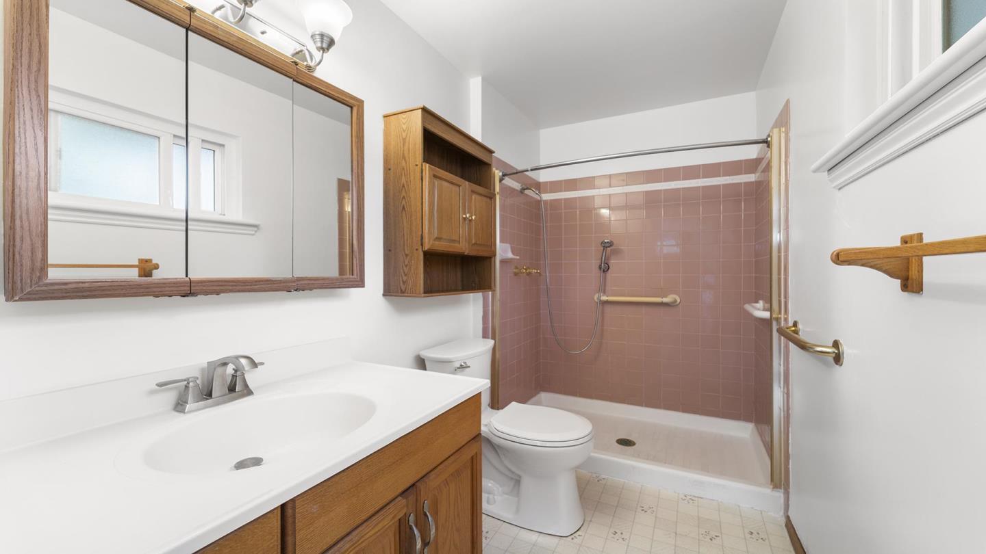 Detail Gallery Image 24 of 35 For 4584 Rotherhaven Way, San Jose,  CA 95111 - 3 Beds | 2 Baths