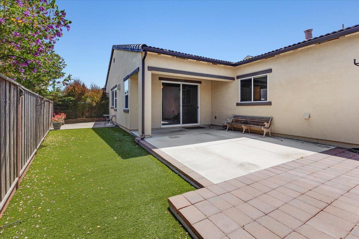 Detail Gallery Image 20 of 24 For 481 Logan Way, Marina,  CA 93933 - 3 Beds | 2 Baths