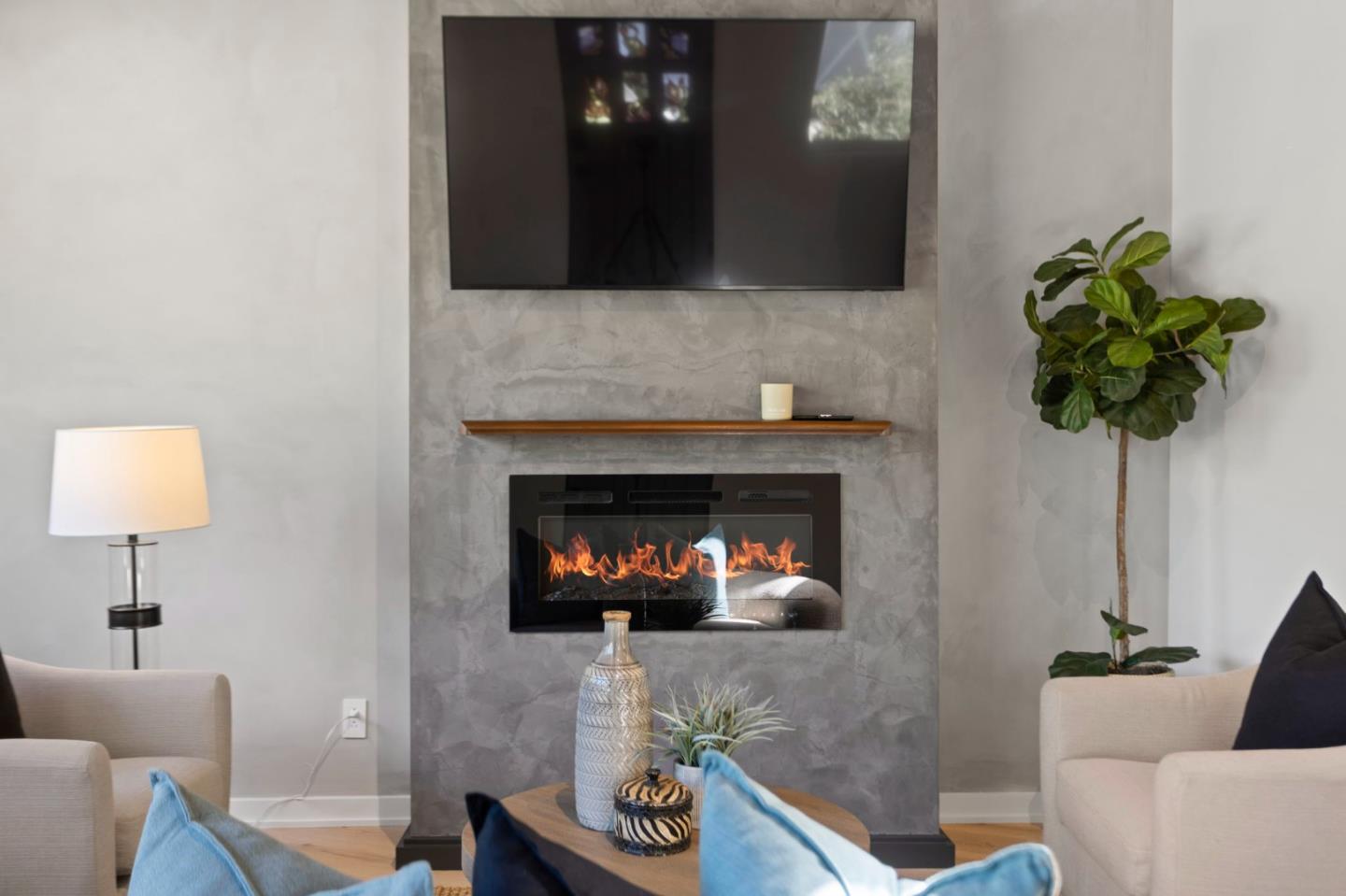 Detail Gallery Image 6 of 27 For 47 Recreation Dr, La Honda,  CA 94020 - 2 Beds | 1 Baths