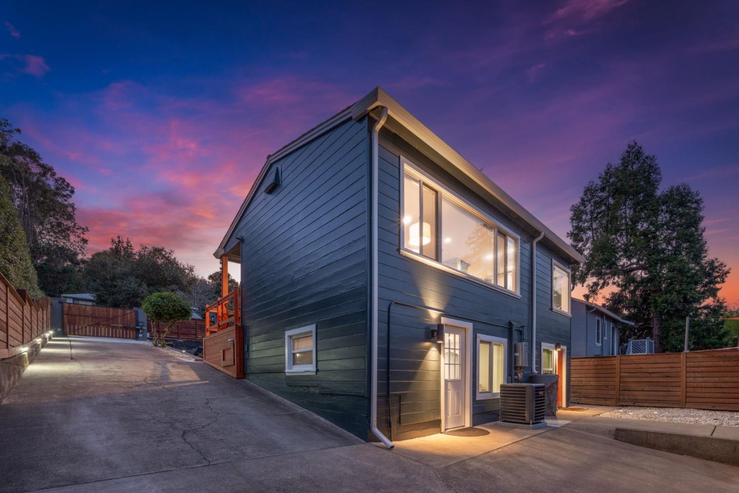 Detail Gallery Image 3 of 46 For 8124 Greenly Dr, Oakland,  CA 94605 - – Beds | – Baths