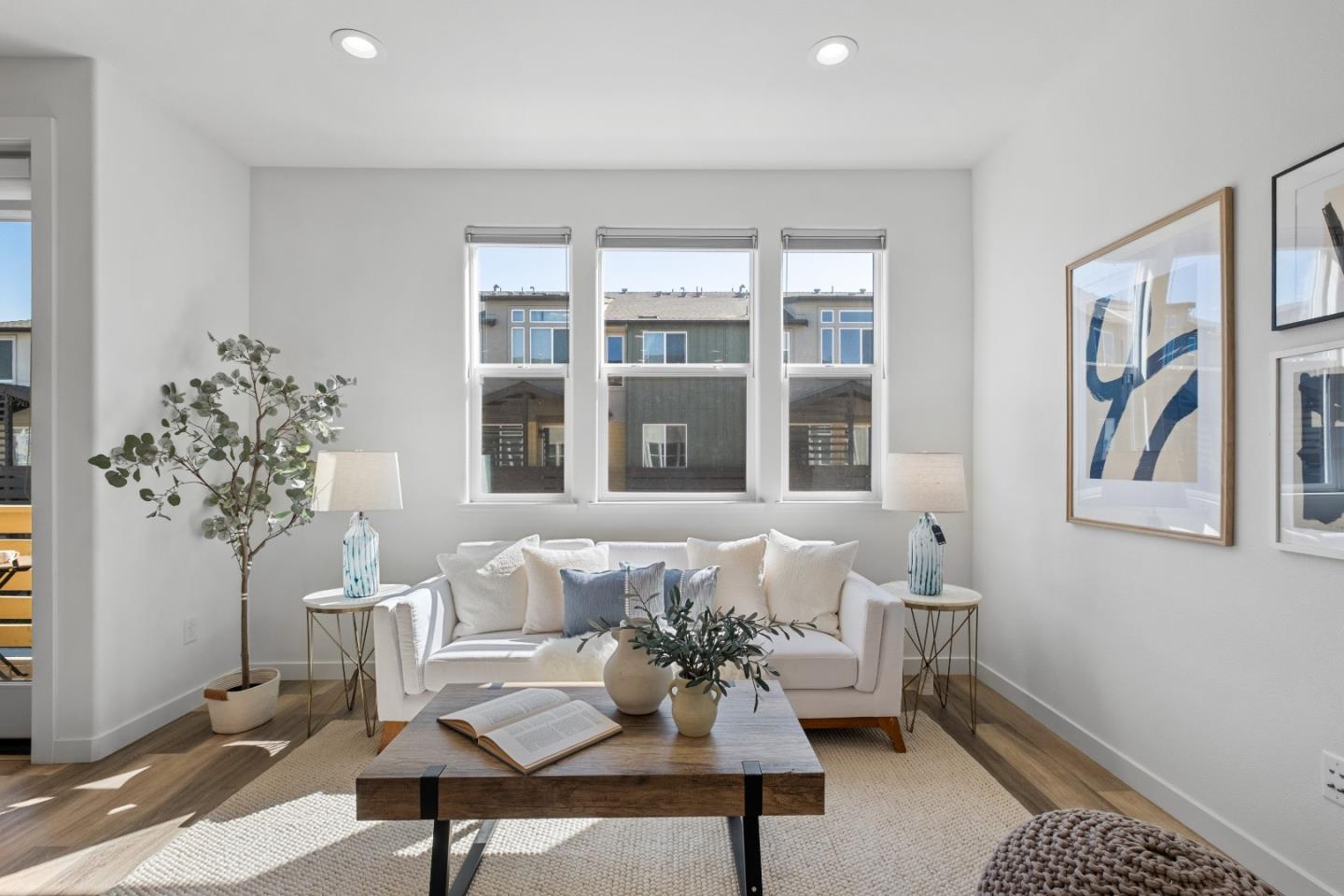 Detail Gallery Image 2 of 42 For 511 Sage Ct, Milpitas,  CA 95035 - 3 Beds | 3 Baths