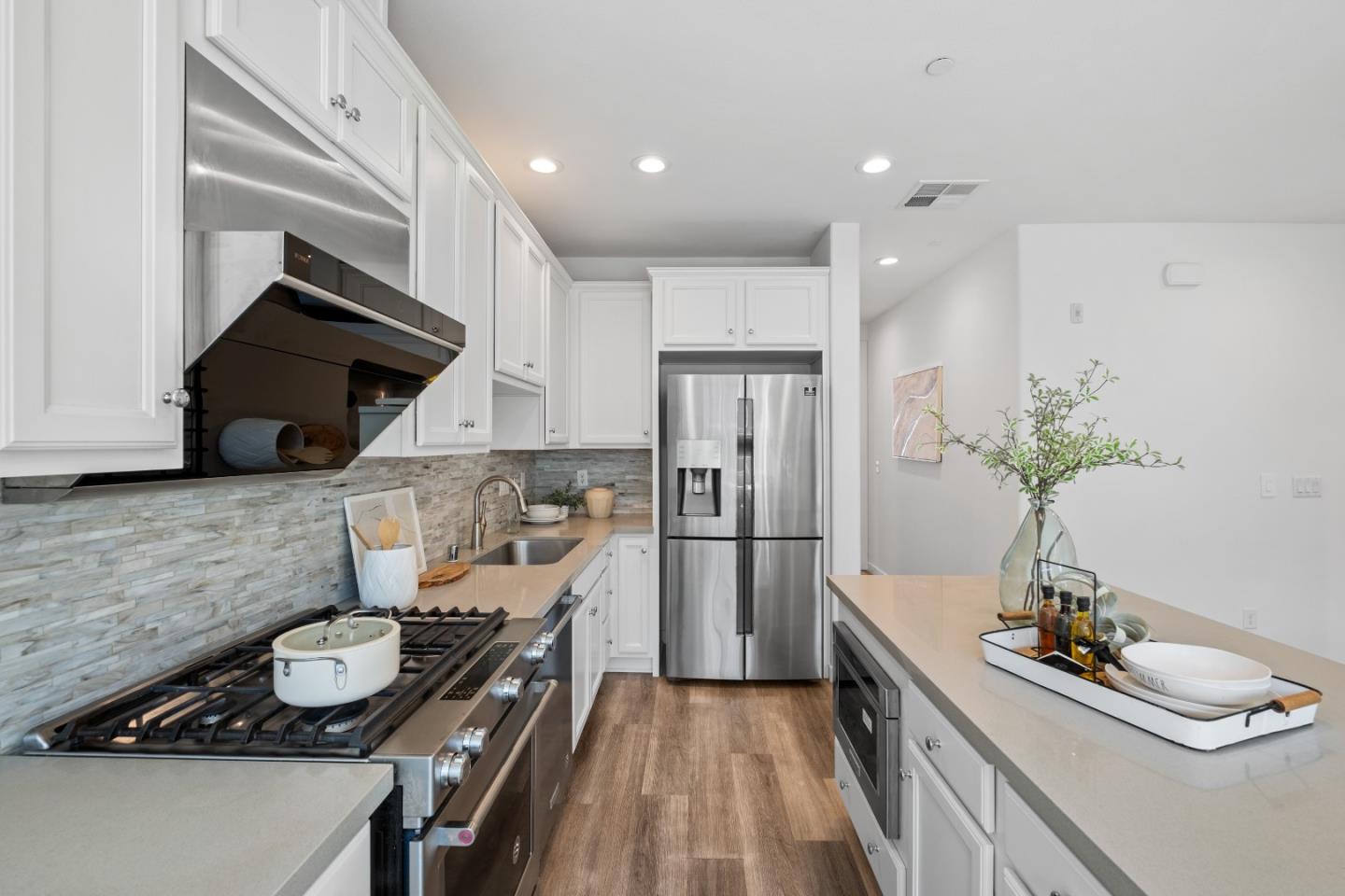 Detail Gallery Image 21 of 42 For 511 Sage Ct, Milpitas,  CA 95035 - 3 Beds | 3 Baths