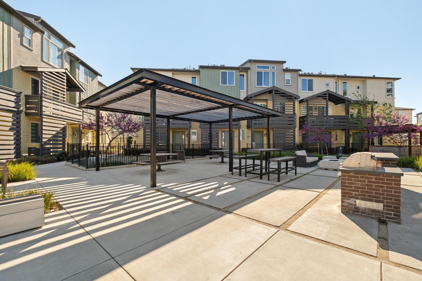 Detail Gallery Image 38 of 42 For 511 Sage Ct, Milpitas,  CA 95035 - 3 Beds | 3 Baths