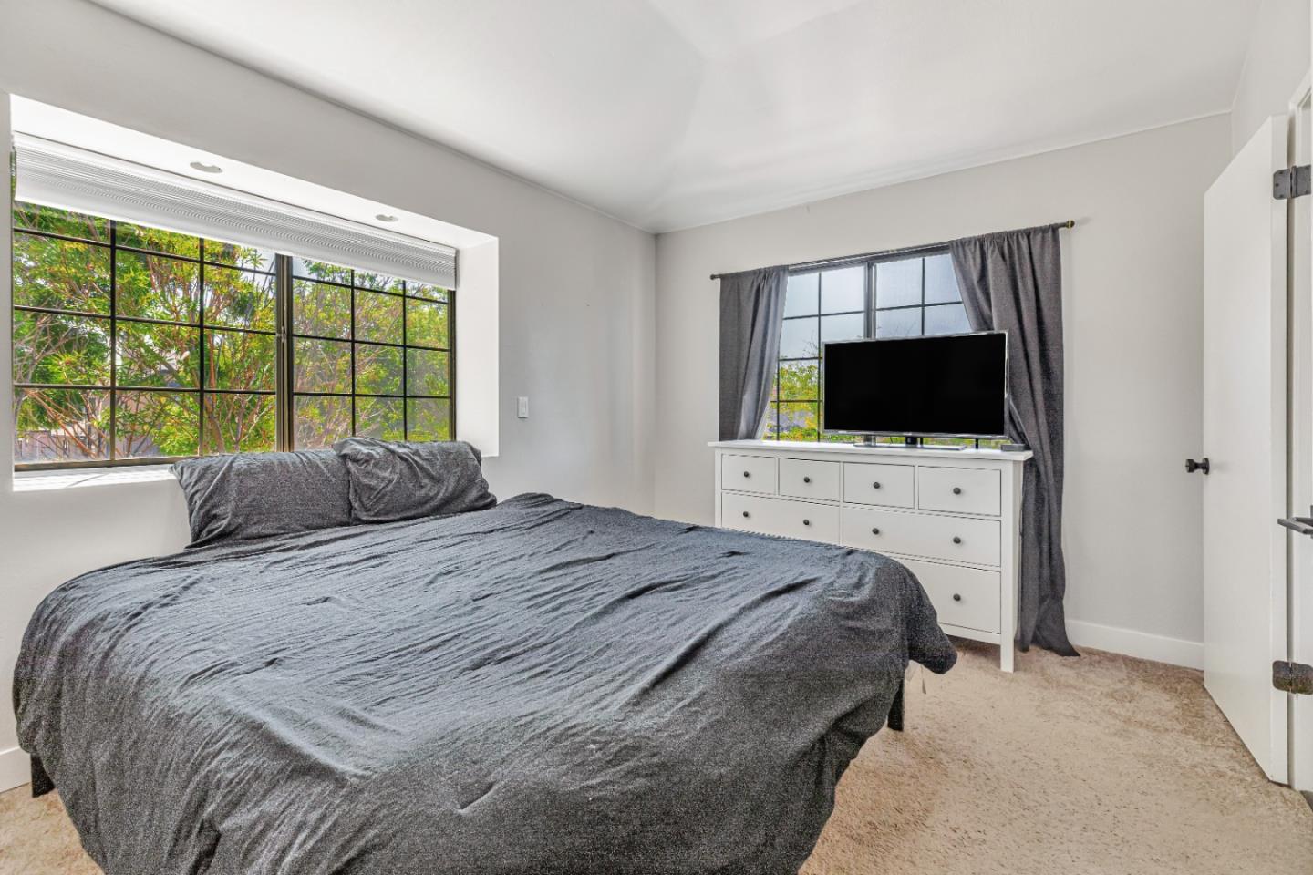 Detail Gallery Image 22 of 40 For 200 Gibson Dr #36,  Hollister,  CA 95023 - 3 Beds | 1/1 Baths