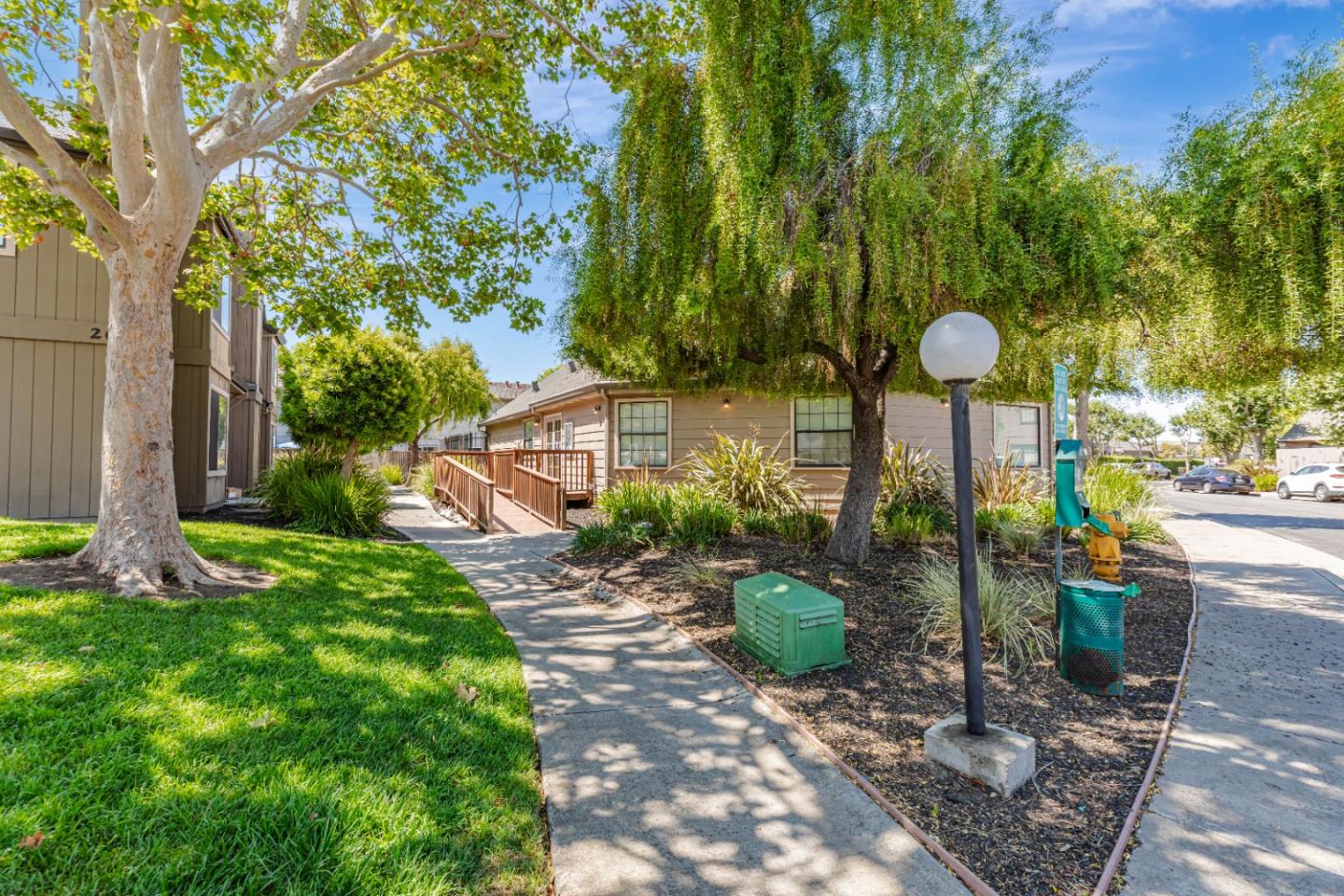 Detail Gallery Image 38 of 40 For 200 Gibson Dr #36,  Hollister,  CA 95023 - 3 Beds | 1/1 Baths