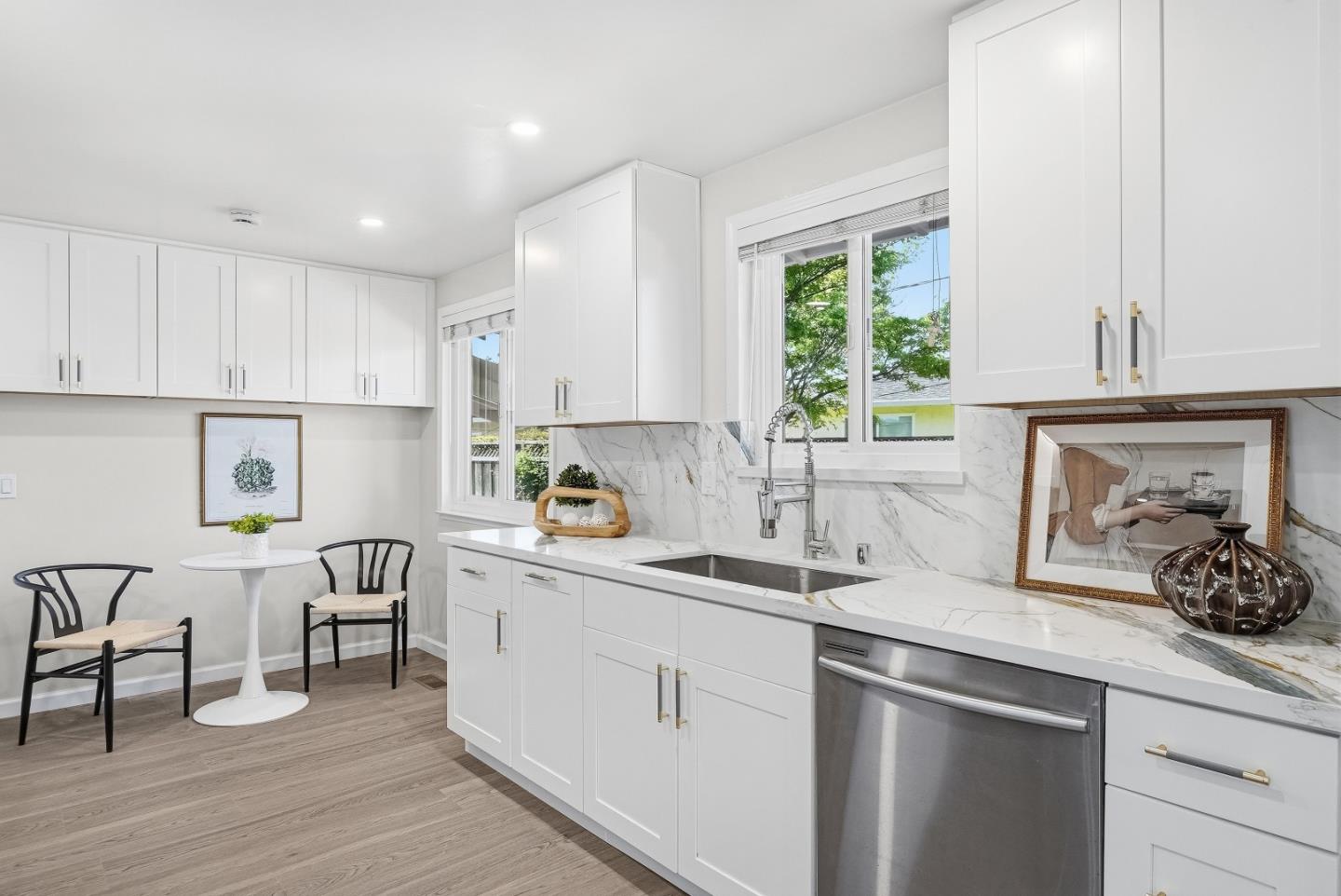 Detail Gallery Image 10 of 51 For 6057 Salida Del Sol, San Jose,  CA 95123 - 4 Beds | 2/1 Baths