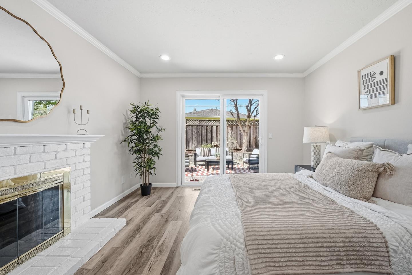 Detail Gallery Image 15 of 51 For 6057 Salida Del Sol, San Jose,  CA 95123 - 4 Beds | 2/1 Baths