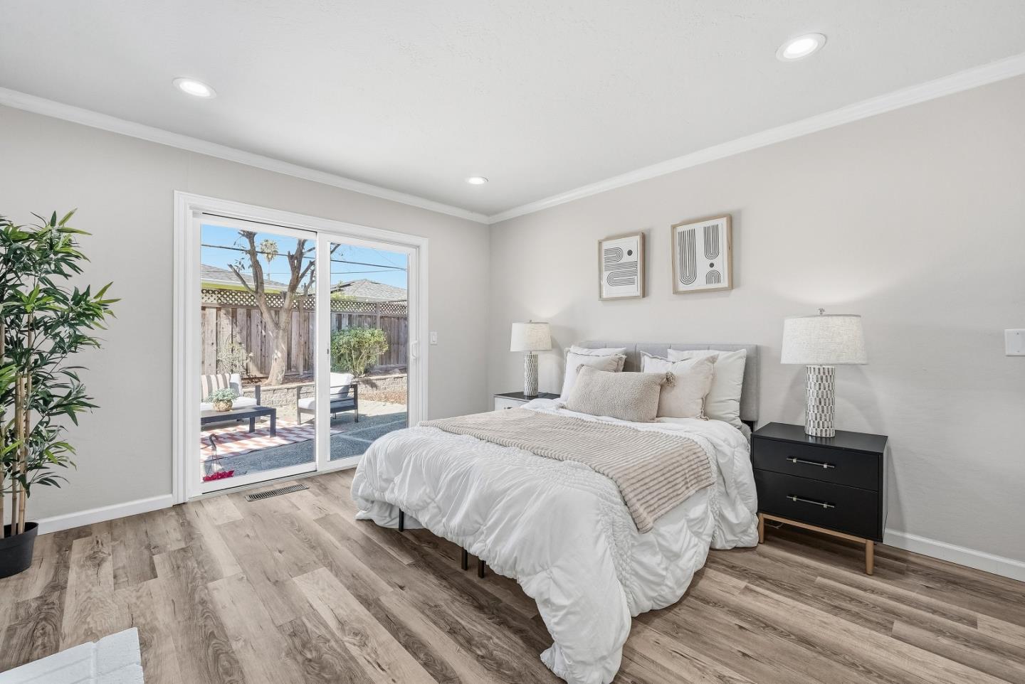 Detail Gallery Image 17 of 51 For 6057 Salida Del Sol, San Jose,  CA 95123 - 4 Beds | 2/1 Baths