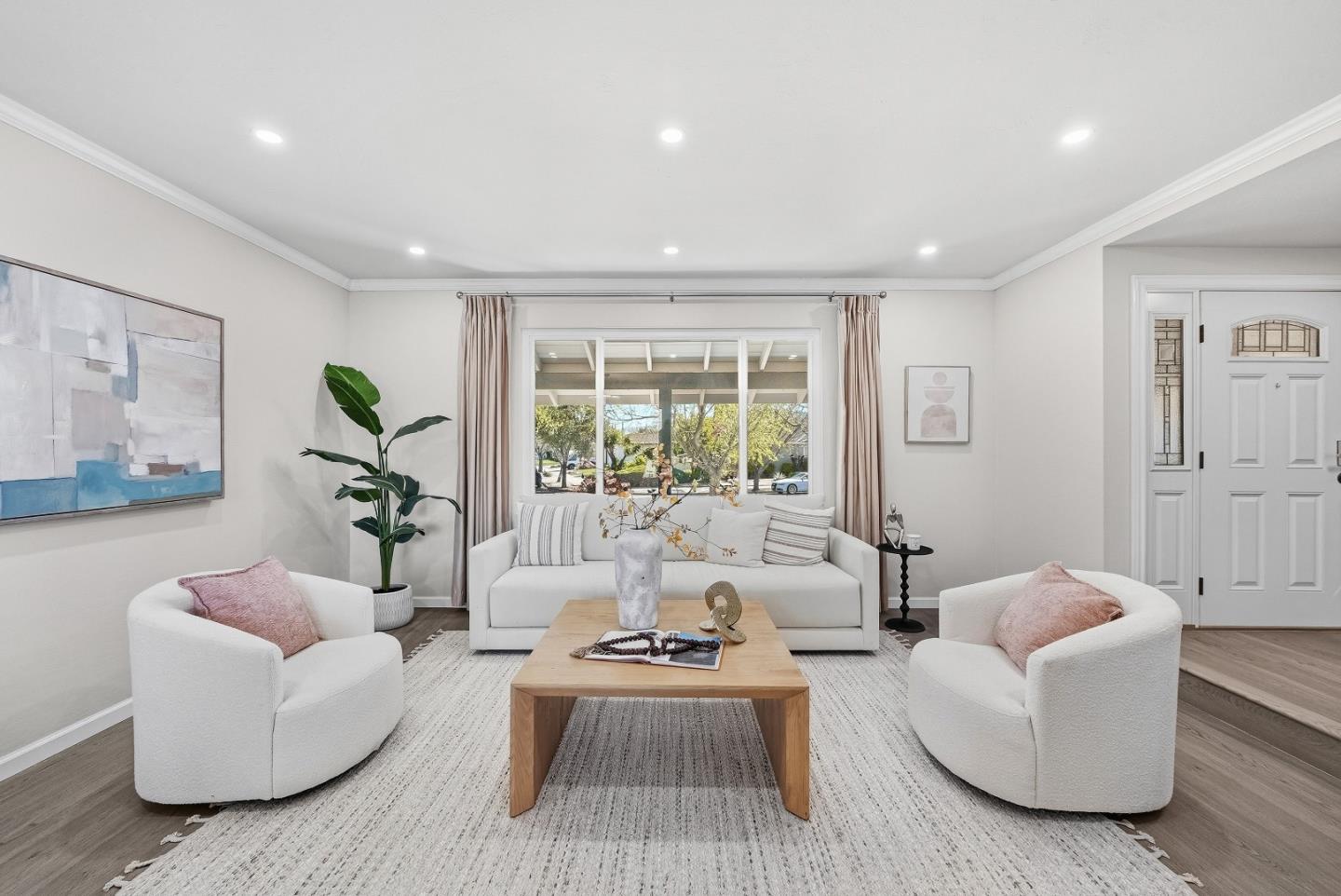 Detail Gallery Image 3 of 51 For 6057 Salida Del Sol, San Jose,  CA 95123 - 4 Beds | 2/1 Baths