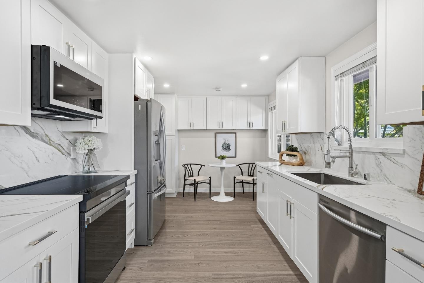 Detail Gallery Image 9 of 51 For 6057 Salida Del Sol, San Jose,  CA 95123 - 4 Beds | 2/1 Baths