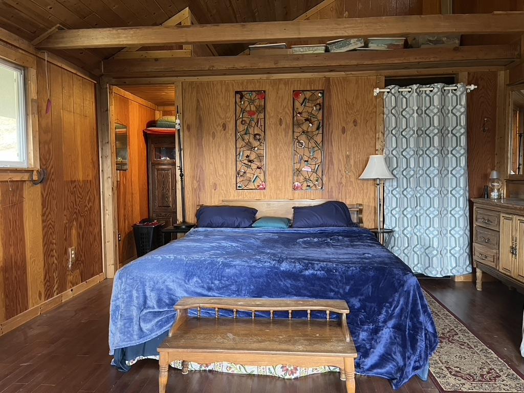 Detail Gallery Image 8 of 11 For 28860 Loma Chiquita Rd, Los Gatos,  CA 95033 - 1 Beds | 2 Baths