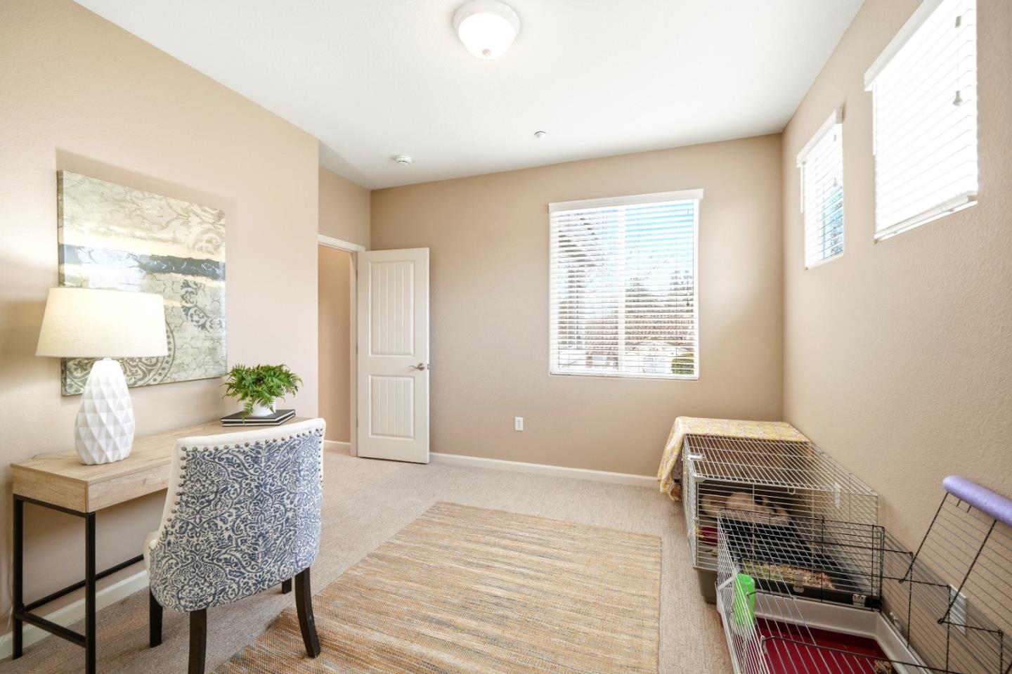 Detail Gallery Image 25 of 42 For 7902 English Oak Cir, Gilroy,  CA 95020 - 3 Beds | 2/1 Baths