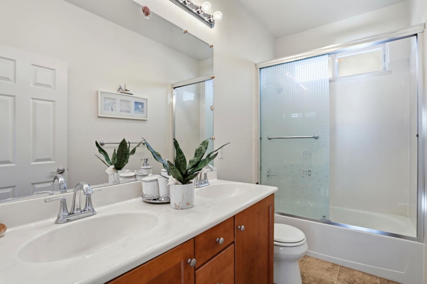 Detail Gallery Image 31 of 36 For 257 Rayos Del Sol Dr, San Jose,  CA 95116 - 4 Beds | 4 Baths