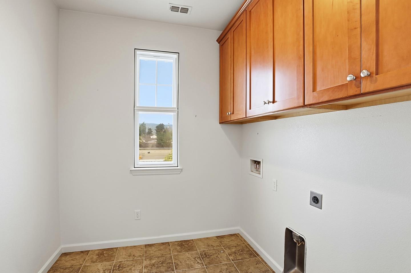 Detail Gallery Image 32 of 36 For 257 Rayos Del Sol Dr, San Jose,  CA 95116 - 4 Beds | 4 Baths