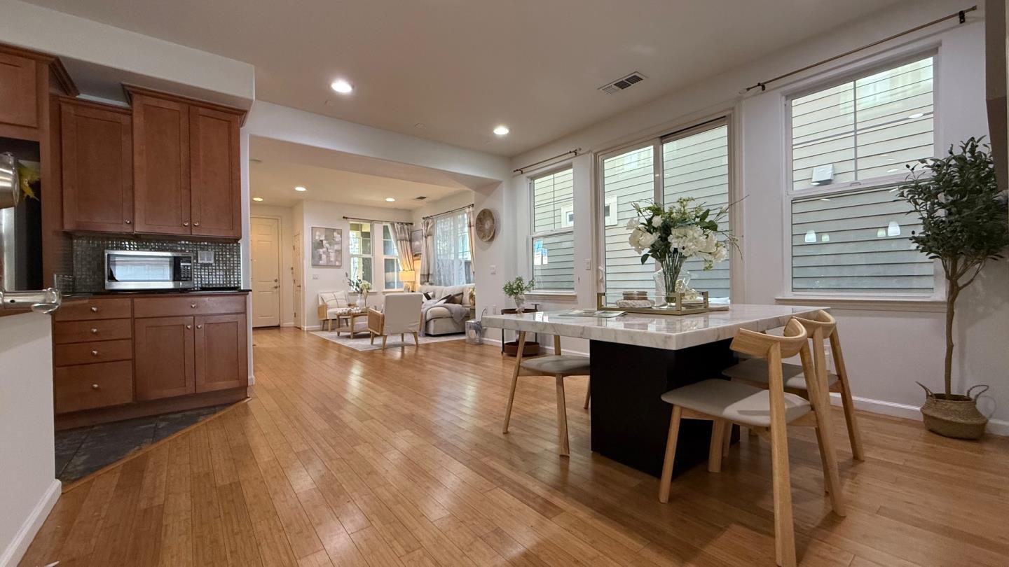 Detail Gallery Image 38 of 40 For 257 Rayos Del Sol Dr, San Jose,  CA 95116 - 4 Beds | 4 Baths