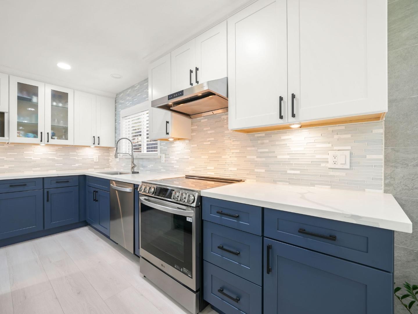 Detail Gallery Image 13 of 29 For 14 via Campina, San Jose,  CA 95139 - 3 Beds | 2 Baths