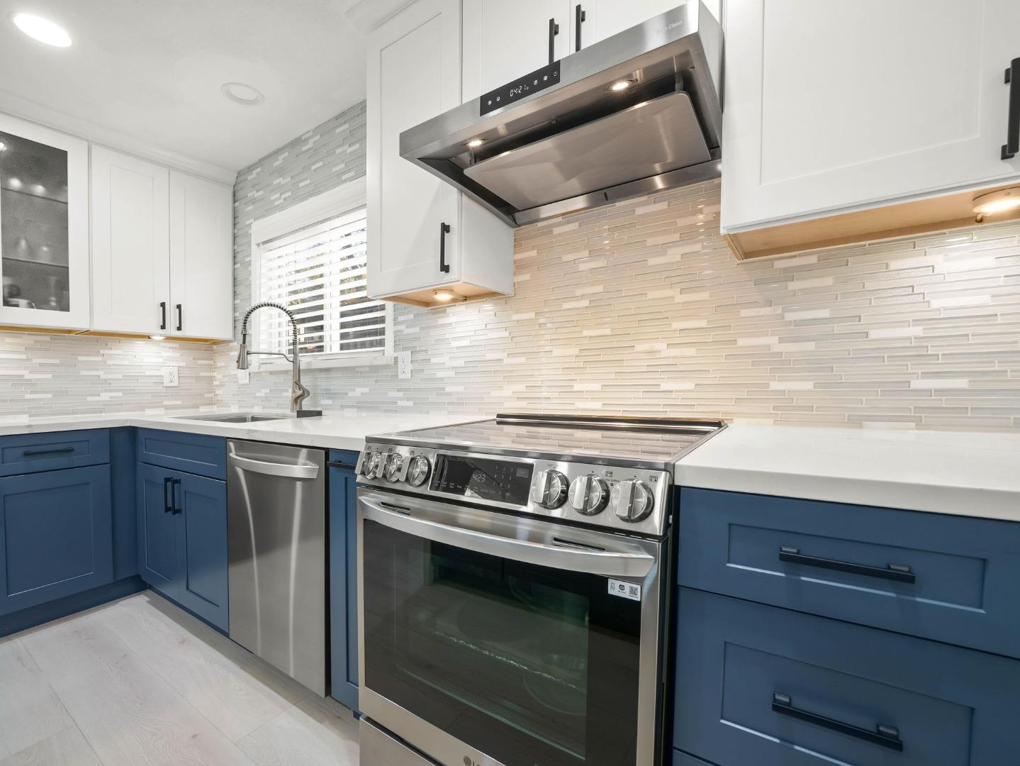 Detail Gallery Image 15 of 29 For 14 via Campina, San Jose,  CA 95139 - 3 Beds | 2 Baths