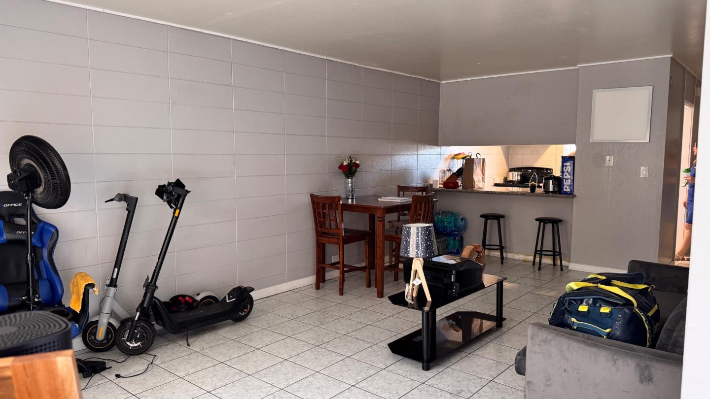 Detail Gallery Image 7 of 14 For 27505 Tampa Ave #39,  Hayward,  CA 94544 - 2 Beds | 1/1 Baths