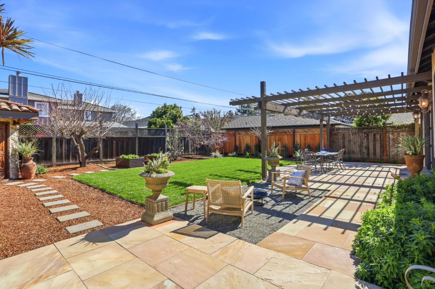 Detail Gallery Image 31 of 37 For 2540 Marsha Way, San Jose,  CA 95125 - 3 Beds | 2 Baths