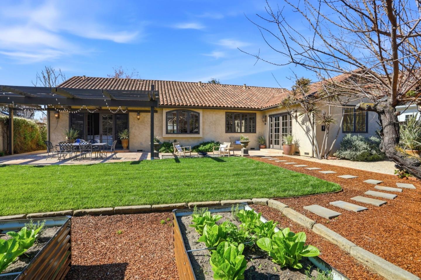 Detail Gallery Image 34 of 37 For 2540 Marsha Way, San Jose,  CA 95125 - 3 Beds | 2 Baths