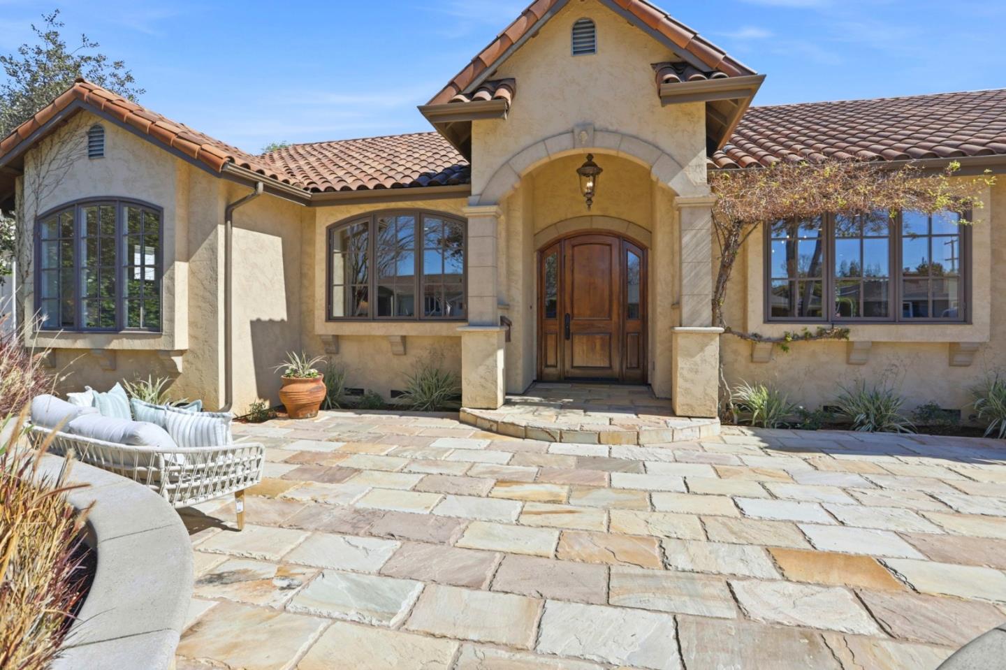 Detail Gallery Image 5 of 37 For 2540 Marsha Way, San Jose,  CA 95125 - 3 Beds | 2 Baths