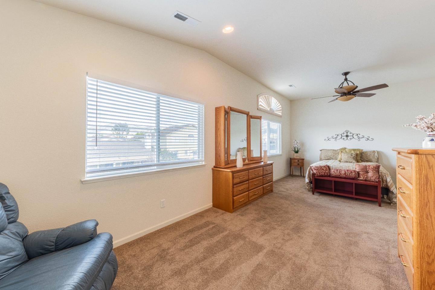 Detail Gallery Image 29 of 51 For 965 Las Flores St, Soledad,  CA 93960 - 6 Beds | 3 Baths