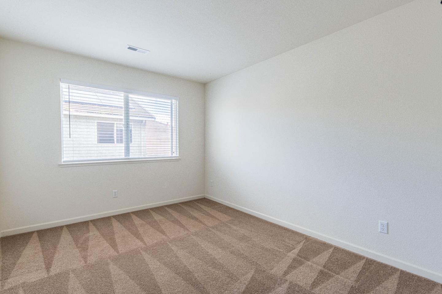 Detail Gallery Image 34 of 51 For 965 Las Flores St, Soledad,  CA 93960 - 6 Beds | 3 Baths