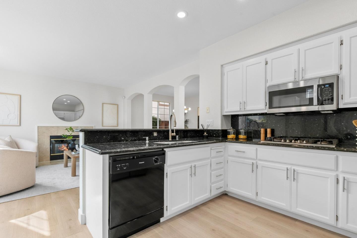 Detail Gallery Image 27 of 63 For 2214 Gianera St, Santa Clara,  CA 95054 - 4 Beds | 3 Baths