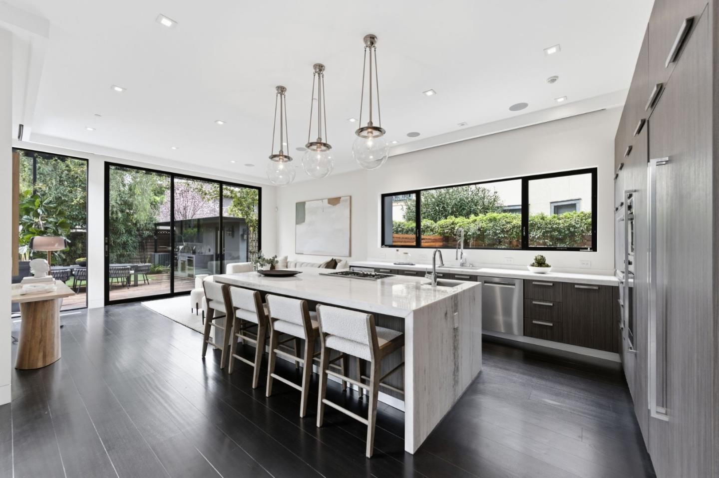 Detail Gallery Image 12 of 65 For 838 Cowper St, Palo Alto,  CA 94301 - 5 Beds | 4/2 Baths