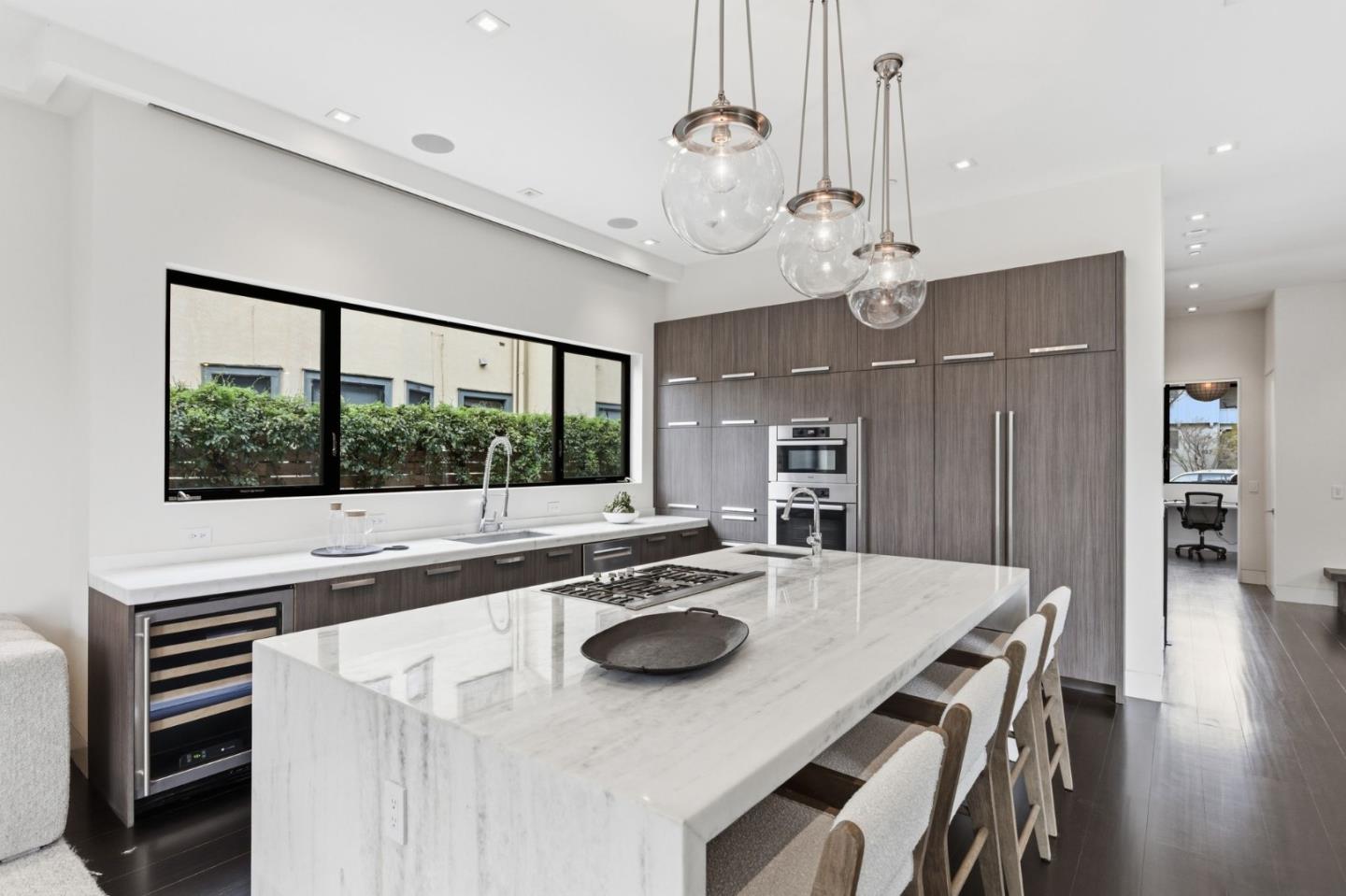 Detail Gallery Image 15 of 65 For 838 Cowper St, Palo Alto,  CA 94301 - 5 Beds | 4/2 Baths