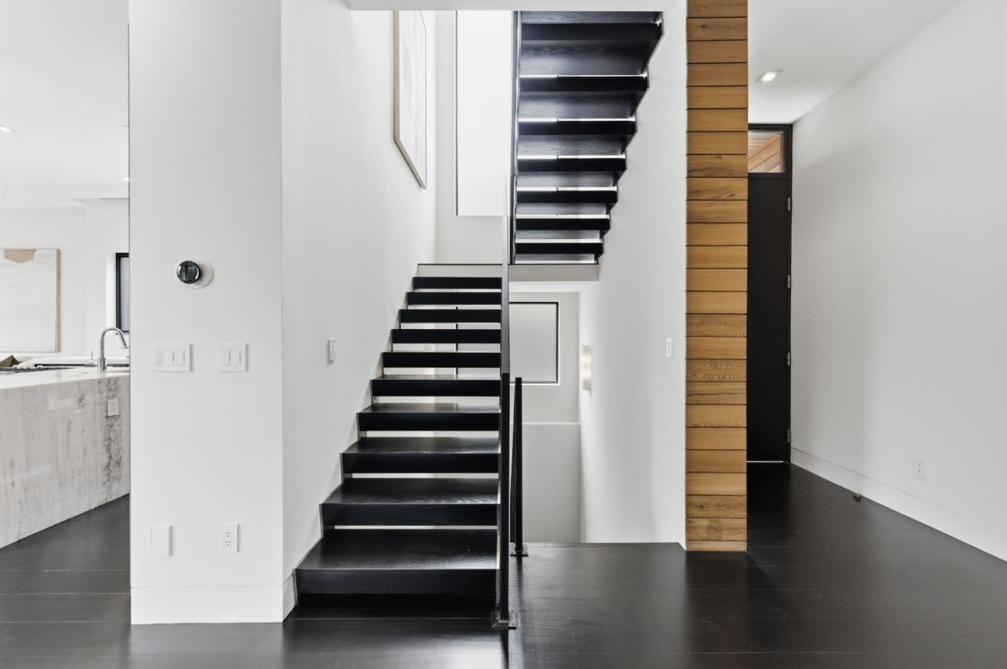 Detail Gallery Image 21 of 65 For 838 Cowper St, Palo Alto,  CA 94301 - 5 Beds | 4/2 Baths