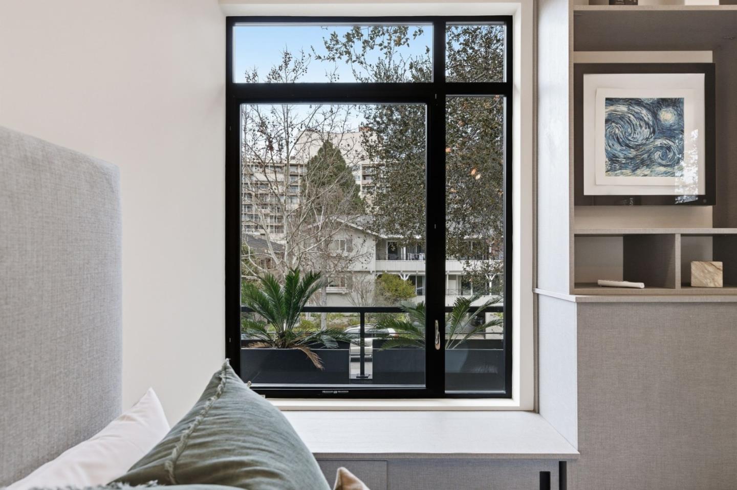 Detail Gallery Image 26 of 65 For 838 Cowper St, Palo Alto,  CA 94301 - 5 Beds | 4/2 Baths