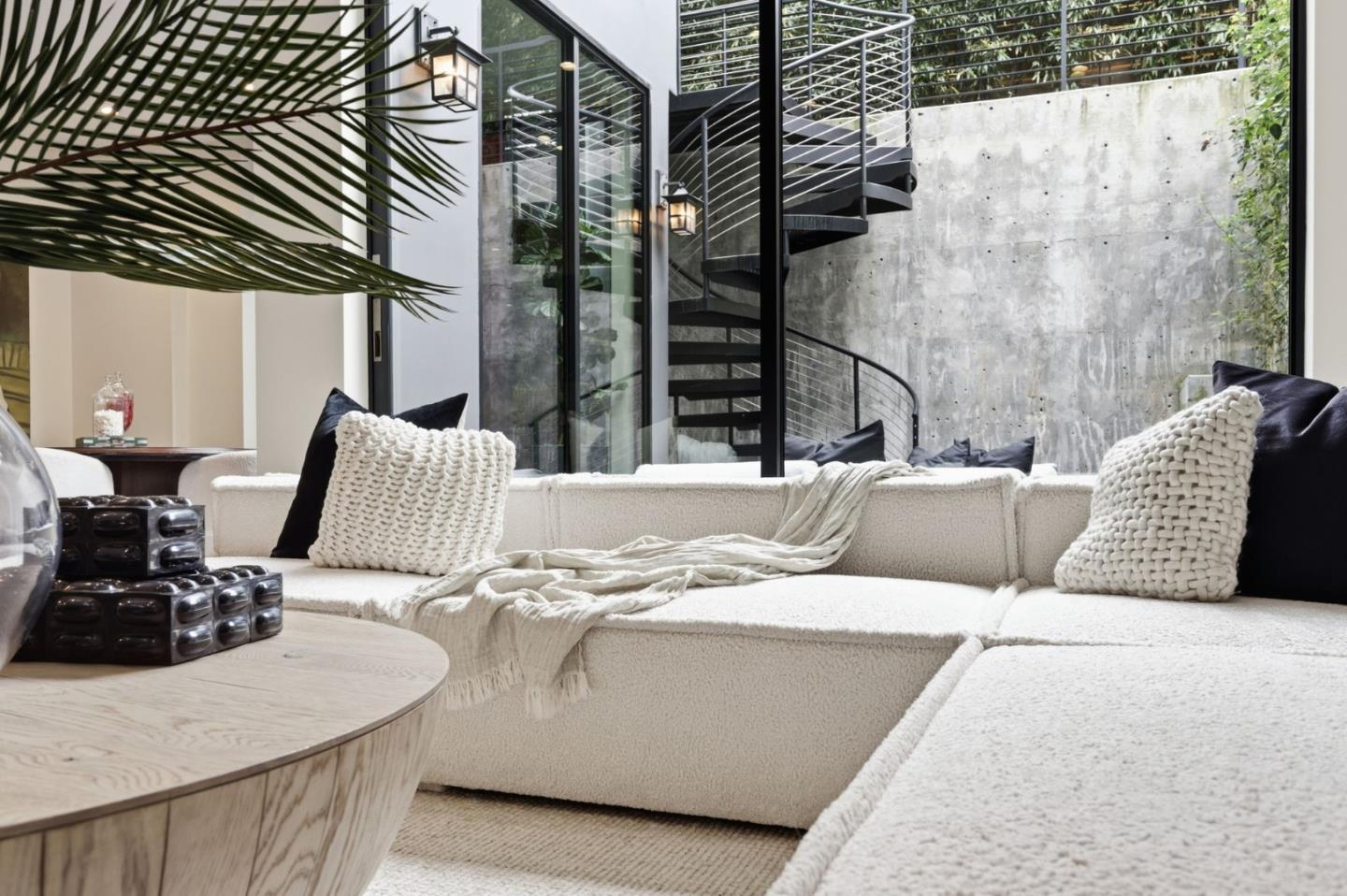 Detail Gallery Image 43 of 65 For 838 Cowper St, Palo Alto,  CA 94301 - 5 Beds | 4/2 Baths