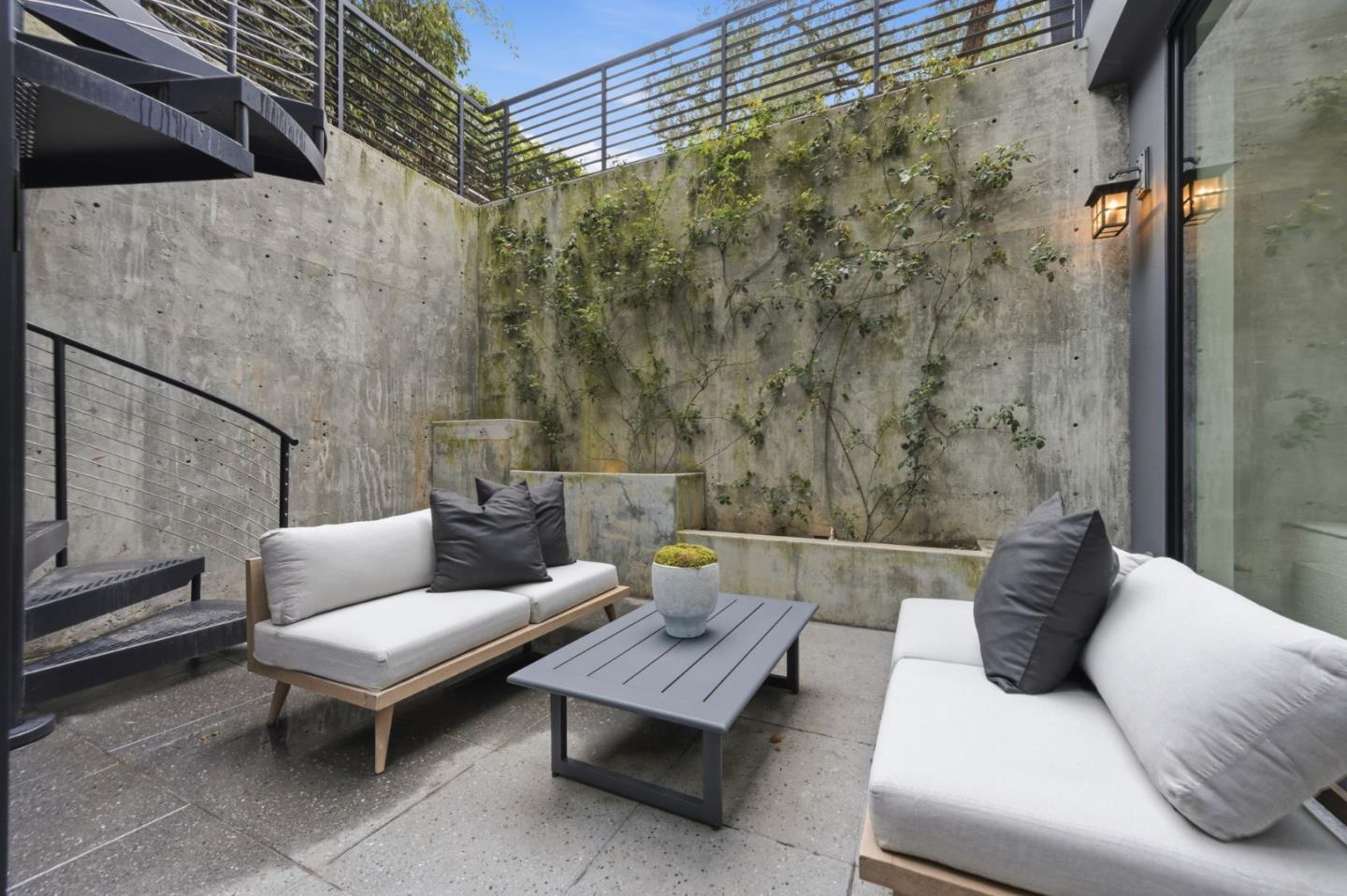 Detail Gallery Image 51 of 65 For 838 Cowper St, Palo Alto,  CA 94301 - 5 Beds | 4/2 Baths