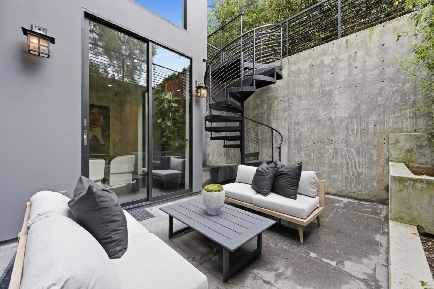 Detail Gallery Image 52 of 65 For 838 Cowper St, Palo Alto,  CA 94301 - 5 Beds | 4/2 Baths