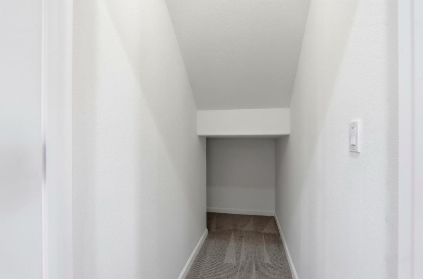 Detail Gallery Image 21 of 58 For 18971 Chicory Ln, Morgan Hill,  CA 95037 - 4 Beds | 2/1 Baths