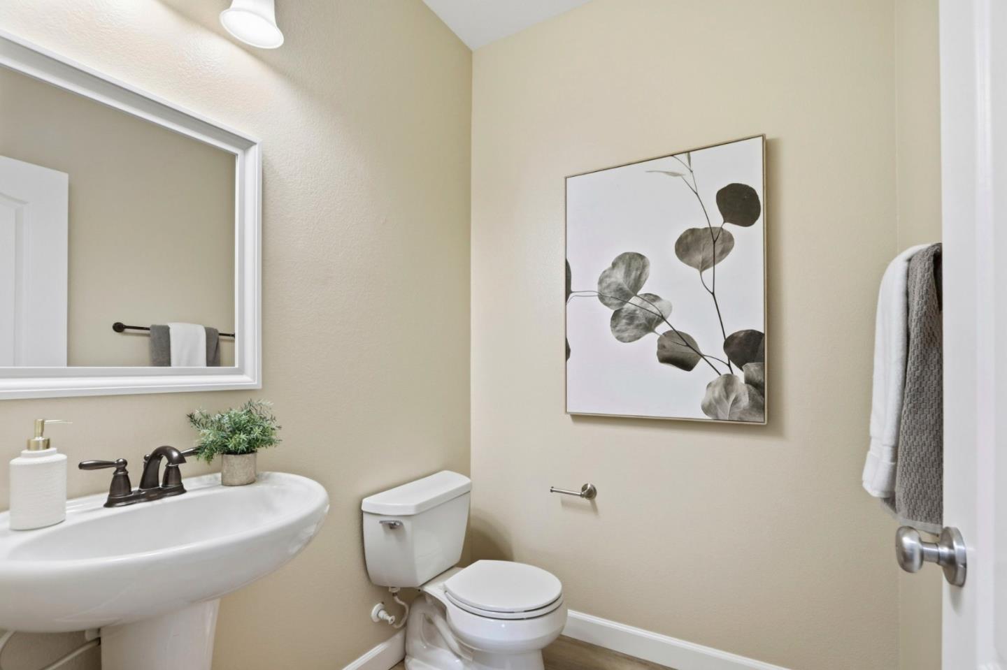 Detail Gallery Image 24 of 58 For 18971 Chicory Ln, Morgan Hill,  CA 95037 - 4 Beds | 2/1 Baths