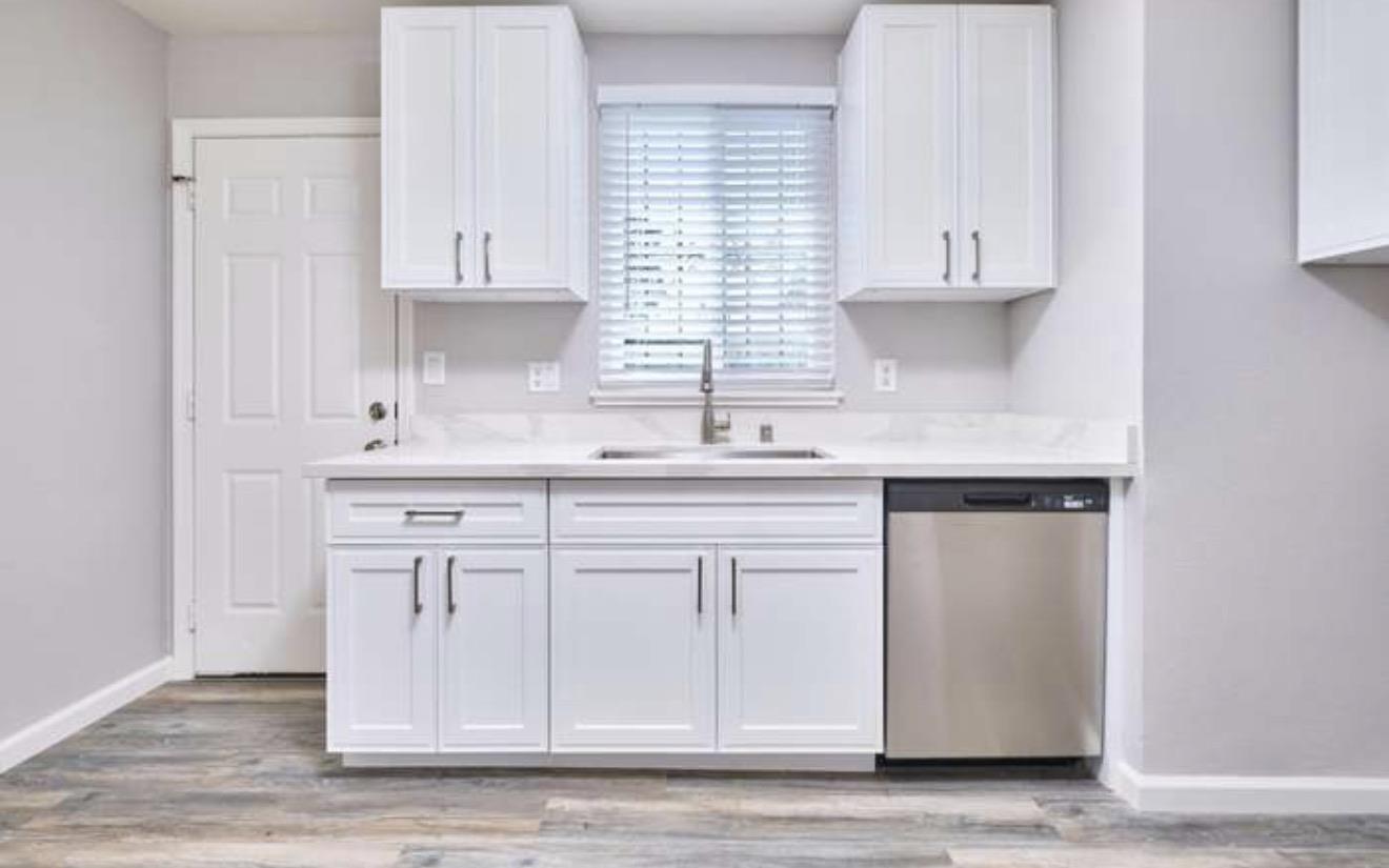 Detail Gallery Image 10 of 17 For 2317 Virginia Ave, Richmond,  CA 94804 - 2 Beds | 1 Baths