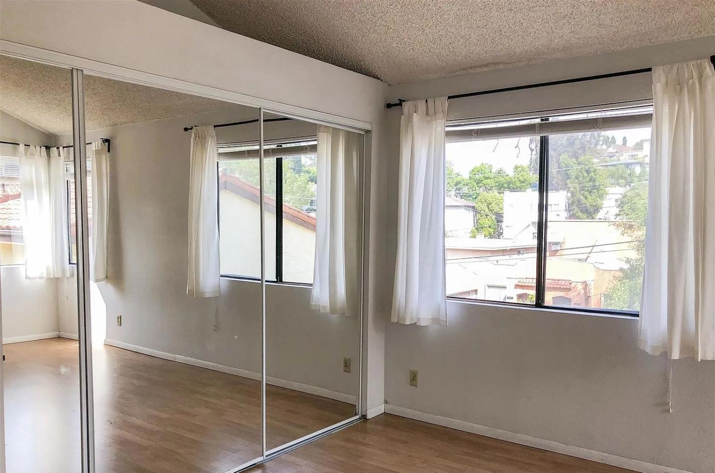 2240 India Street, Los Angeles, CA, 90039