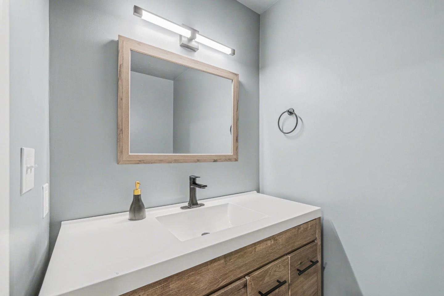 Detail Gallery Image 22 of 27 For 169 Heron Dr, Pittsburg,  CA 94565 - 4 Beds | 2/1 Baths