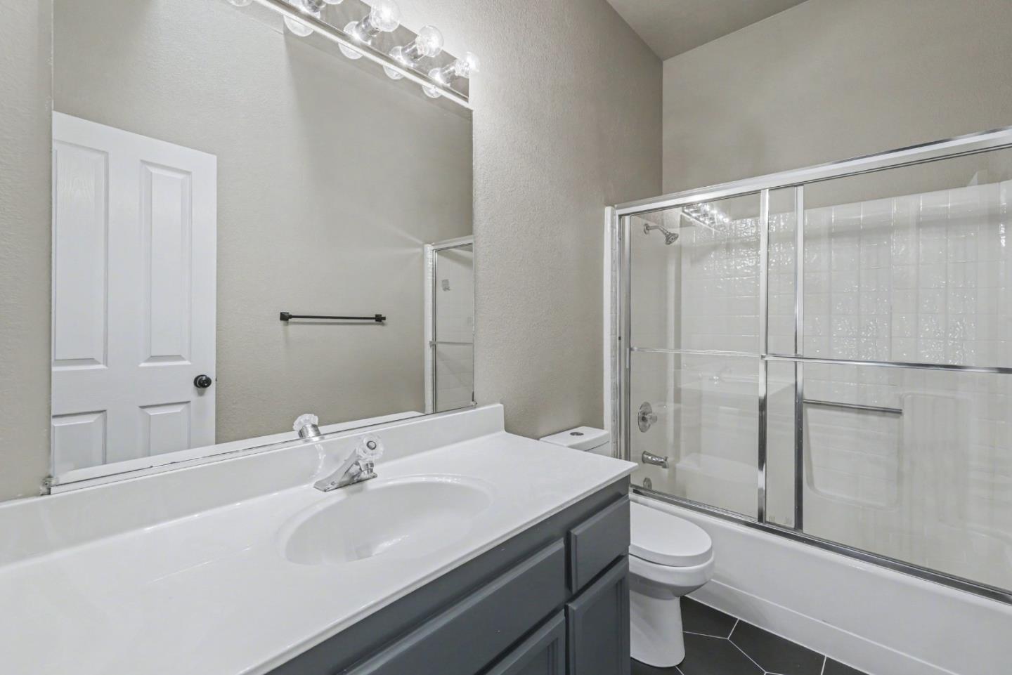 Detail Gallery Image 27 of 27 For 169 Heron Dr, Pittsburg,  CA 94565 - 4 Beds | 2/1 Baths